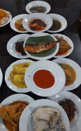 Foto Makanan di REST0RAN SEDERHANA