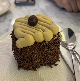 Foto Makanan di Euphoria