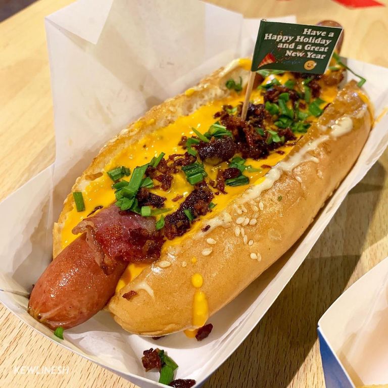 Lawless Dogbar, Melawai - Lengkap: Menu terbaru, jam buka ...