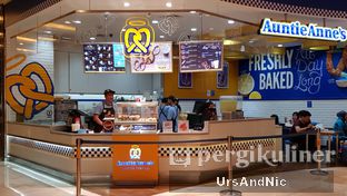 Foto 5 - Eksterior di Auntie Anne's oleh UrsAndNic 