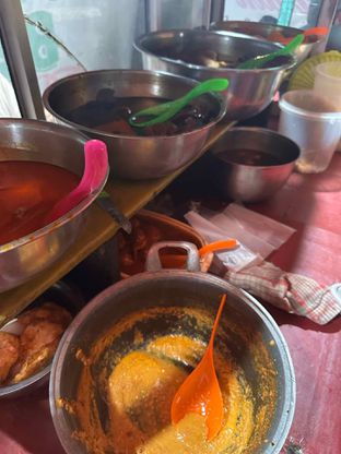 Foto 6 - Makanan di Nasi Uduk & Ketupat Sayur Betawi Bang Udin oleh Albert Murdiono