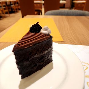 Foto 3 - Makanan di La Verre Patisserie oleh vio kal 