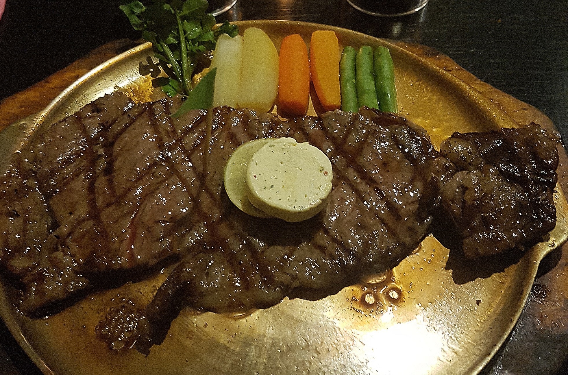 Angus House Senayan Lengkap Menu Terbaru Jam Buka No Telepon Alamat Dengan Peta