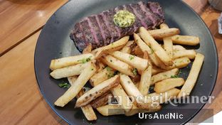 Foto 2 - Makanan(Steak Frites ) di St. Ali oleh UrsAndNic 