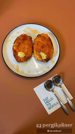 Foto 1 - Makanan di Mokka Coffee Cabana oleh Darsehsri 