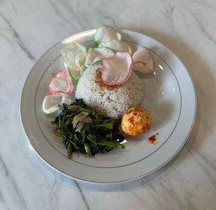 Foto review Nasi Uduk & Lontong Sayur Oma Wini oleh Albert Murdiono 2