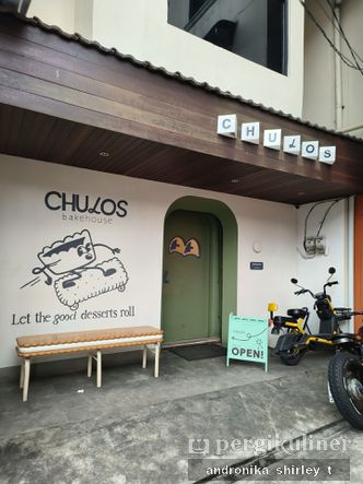 Foto Eksterior di Chulos Bakery