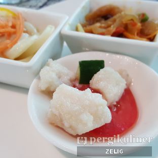 Foto 7 - Makanan di Collage - Hotel Pullman Central Park oleh @teddyzelig 