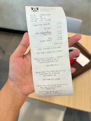 Foto review KFC oleh Cyntia // IG: @cyntiahbsr 7