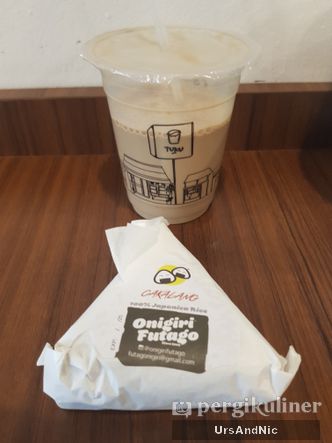 Foto Makanan di Toko Kopi Tuku