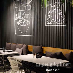Foto review Greyhound Cafe oleh Darsehsri  9