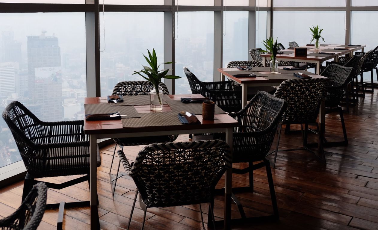 Skye, Thamrin - Lengkap: Menu terbaru, jam buka & no ...