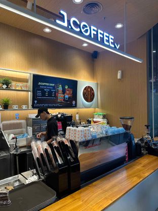 Foto review J.CO Donuts & Coffee oleh Albert Murdiono 3