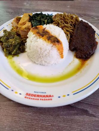 Foto Makanan di REST0RAN SEDERHANA