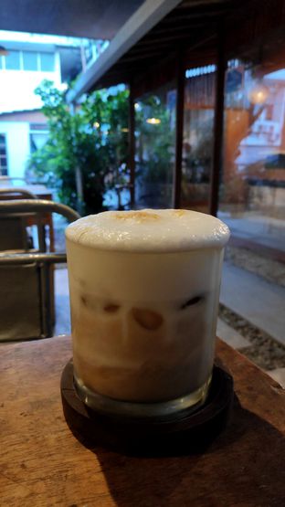 Foto 1 - Makanan(Iced Cappuccino) di Kyomi Space oleh Simon A. claudius_simon