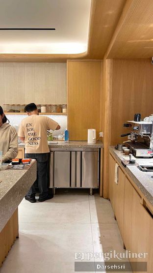 Foto 6 - Makanan di Guten Morgen Coffee Lab & Shop oleh Darsehsri 